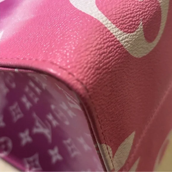 Louis Vuitton Limited Edition Escale Monogram OnTheGo GM Tote w/COA - Picture 6 of 16